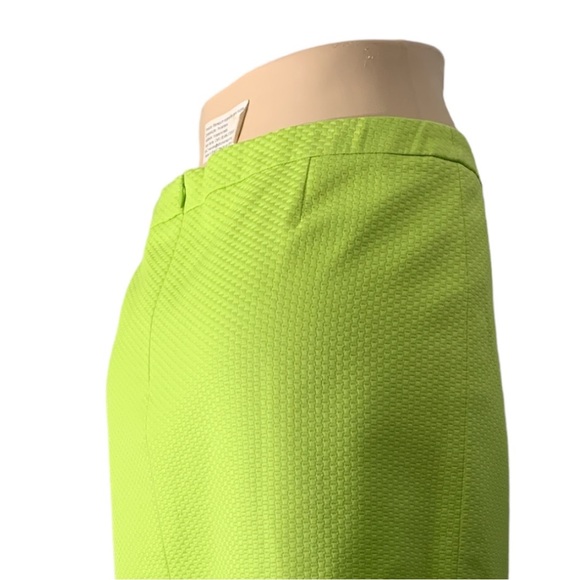ESCADA Gorgeous Elegant Green Skirt Size 42. - Picture 12 of 16